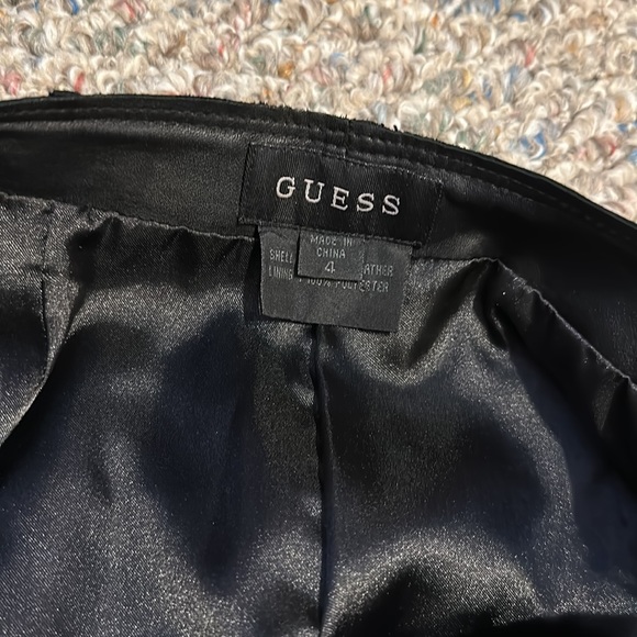 Guess leather straight leg pants Size 4 - Picture 6 of 6